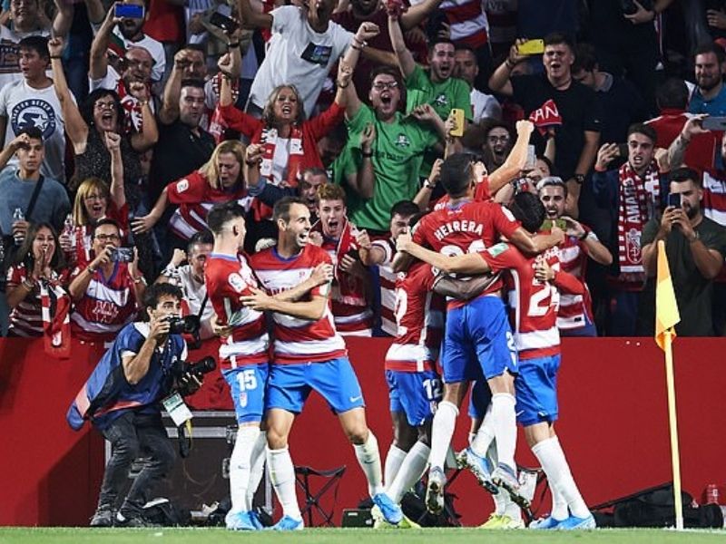 Thông tin về Granada FC: hình ảnh, đội hình, tin tức
