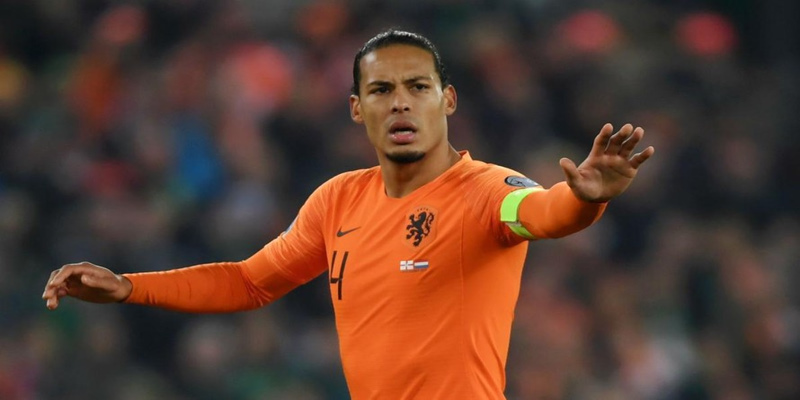 Virgil van Dijk: Dị nhân bảo vệ Liverpool