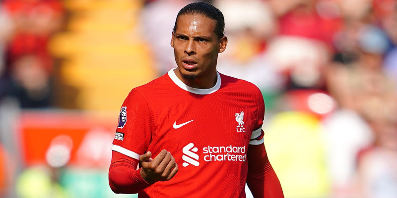Virgil van Dijk: Dị nhân bảo vệ Liverpool