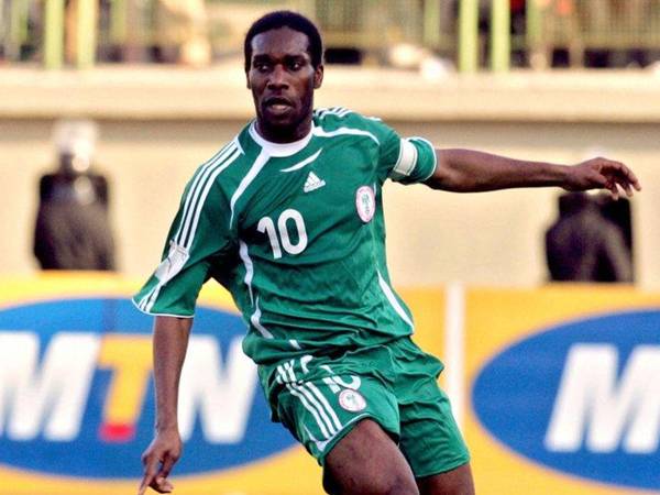 Những cầu thủ Nigeria vĩ đại nhất trong lịch sử bóng đá