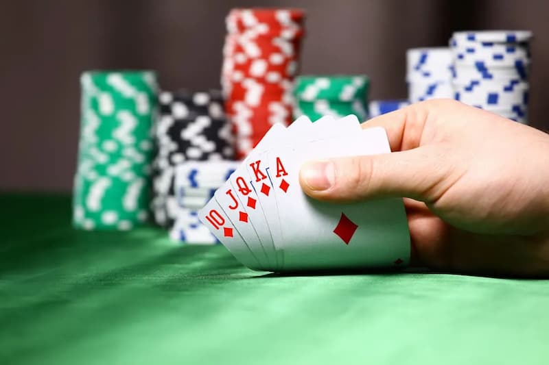 Định nghĩa thùng phá sảnh poker là gì cho người mới bắt đầu
