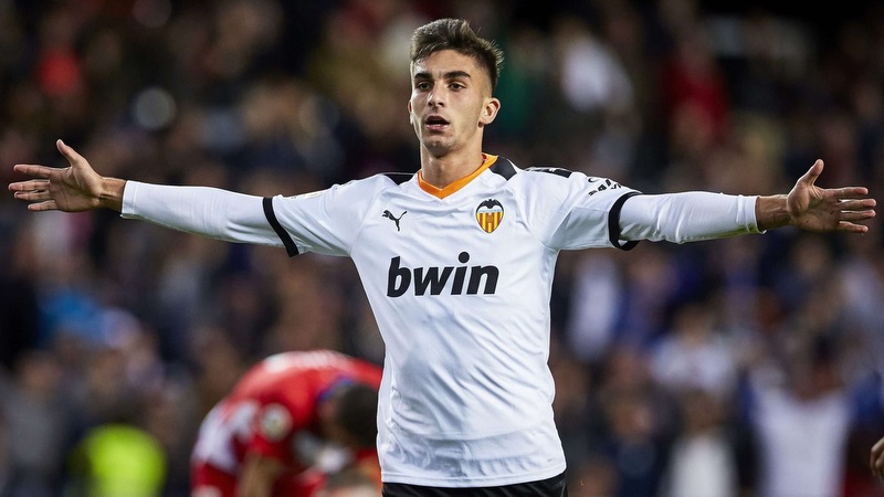 Ferran Torres thời còn khoác áo Valencia
