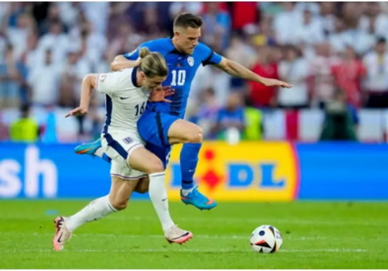 Conor Gallagher: Tiền vệ trẻ triển vọng bóng đá Anh