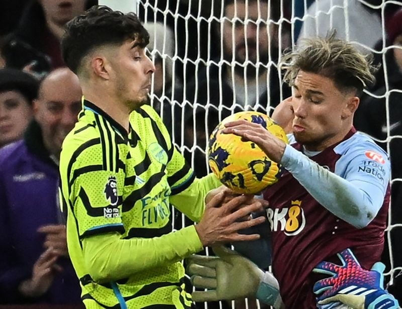 Khám Phá Luật Lỗi Và Hành Vi Sai Trái Trong Bóng Đá Bạn Nên Biết