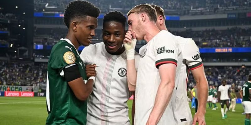 Thông tin sự nghiệp và thành tích nổi bật của Estêvão Willian