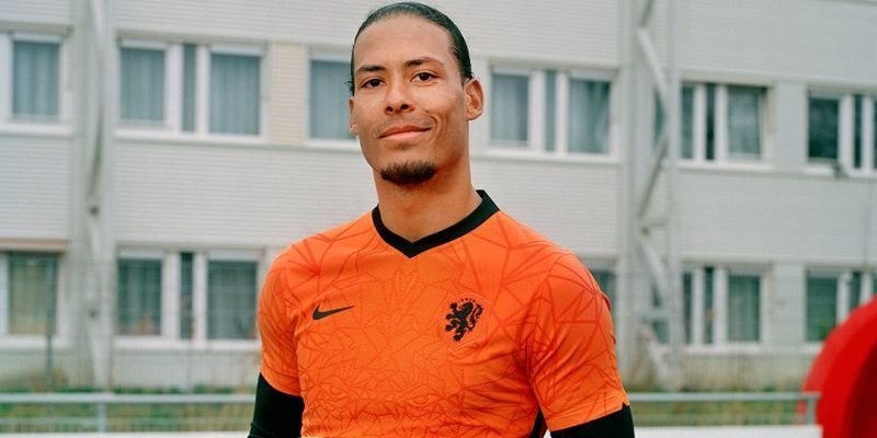 Virgil Van Dijk – Tượng Đài Vững Chắc Của Hàng Phòng Ngự