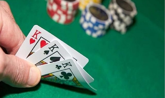 Hướng dẫn cách chơi Tá lả ( Phỏm)